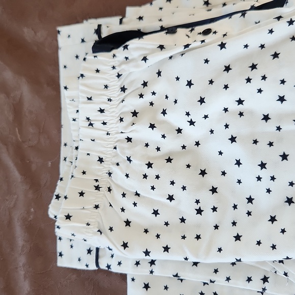 NWOT, ladies 2 piece pajama set, size small - Picture 9 of 9